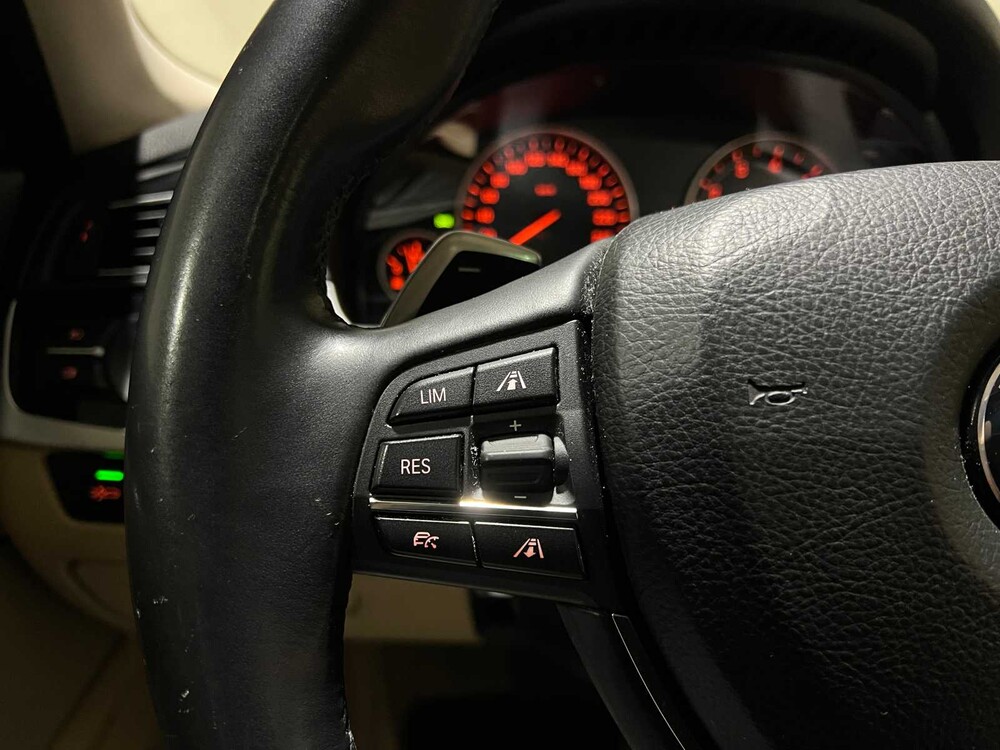 BMW Touring 528i High Executive 5-serie 258pk 2011, 91-RFP-5