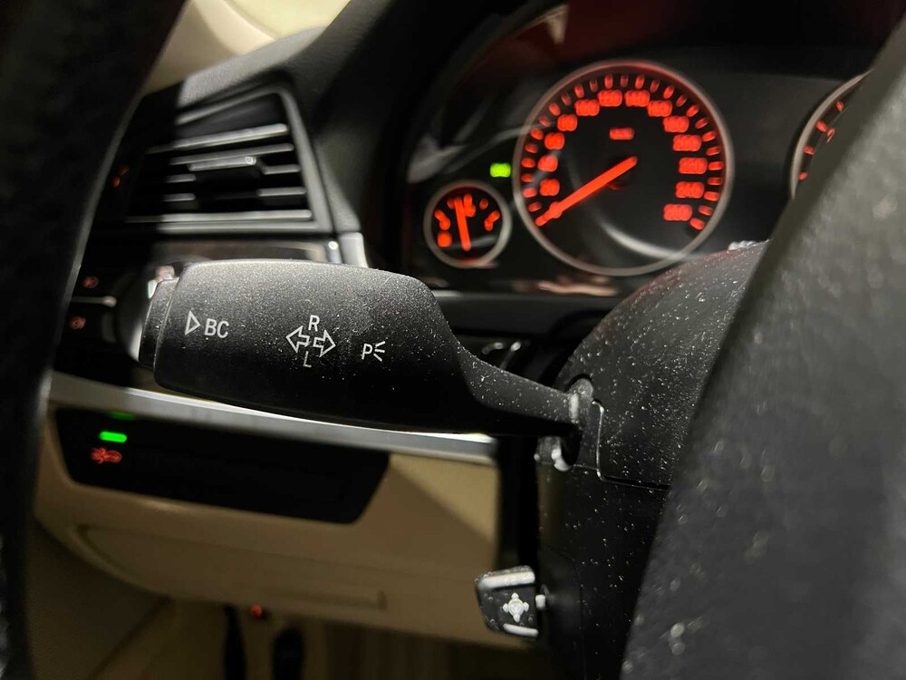 BMW Touring 528i High Executive 5-serie 258pk 2011, 91-RFP-5