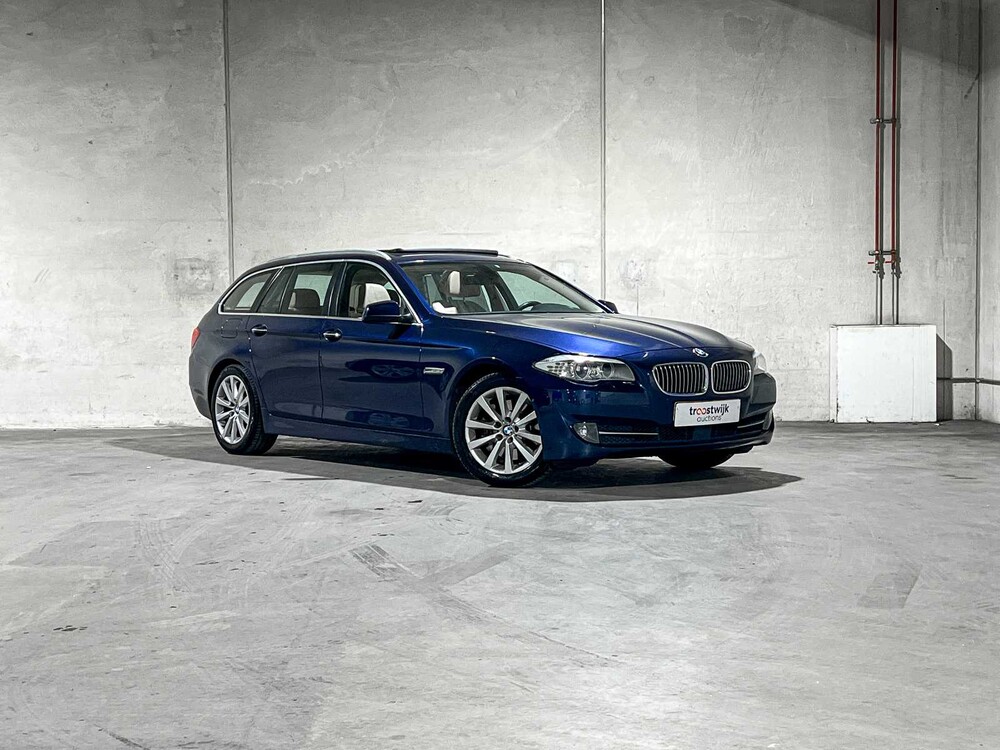 BMW Touring 528i High Executive 5-serie 258pk 2011, 91-RFP-5