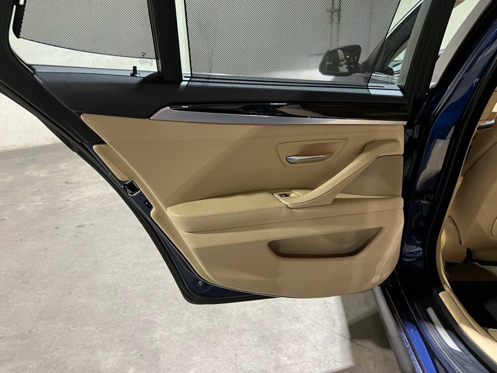 BMW Touring 528i High Executive 5-serie 258pk 2011, 91-RFP-5