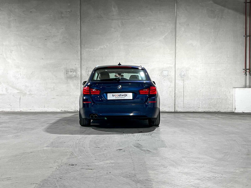 BMW Touring 528i High Executive 5-serie 258pk 2011, 91-RFP-5