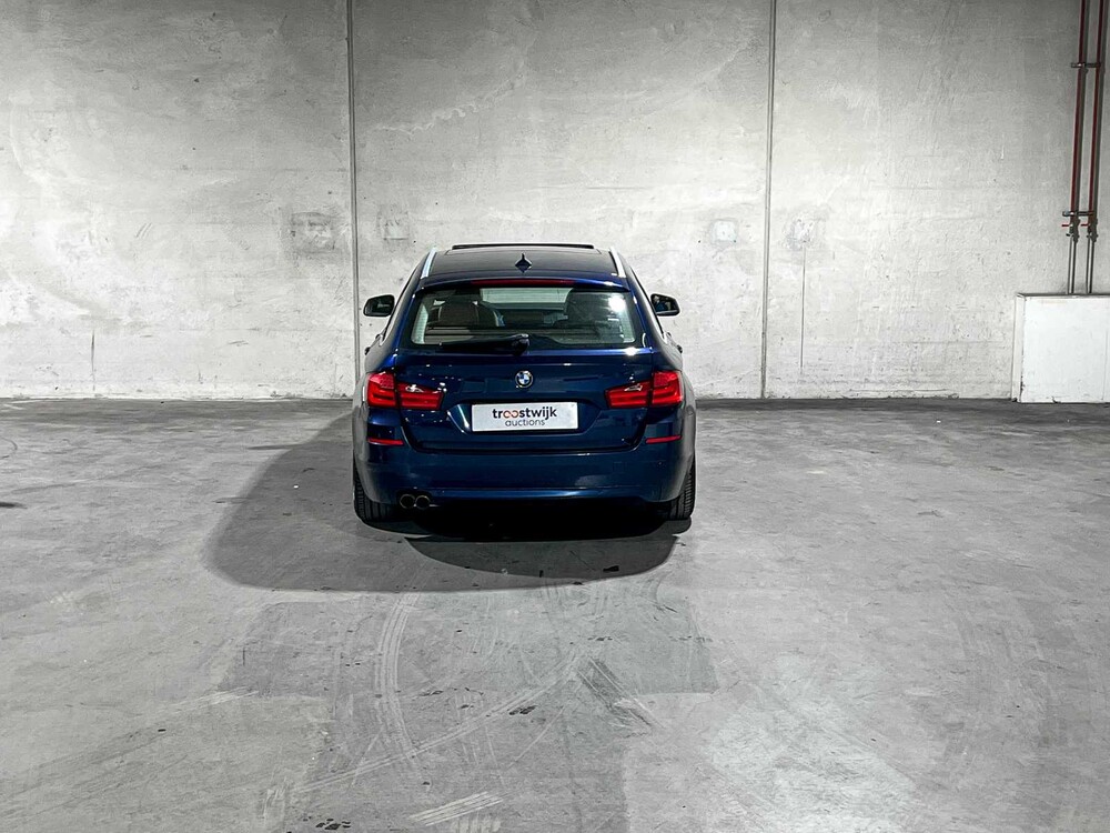 BMW Touring 528i High Executive 5-serie 258pk 2011, 91-RFP-5