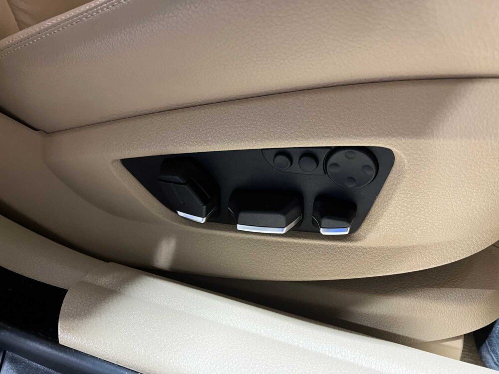 BMW Touring 528i High Executive 5-serie 258pk 2011, 91-RFP-5