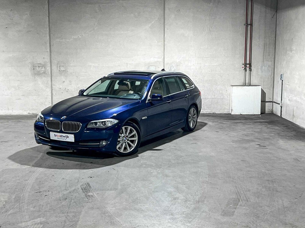 BMW Touring 528i High Executive 5-serie 258pk 2011, 91-RFP-5