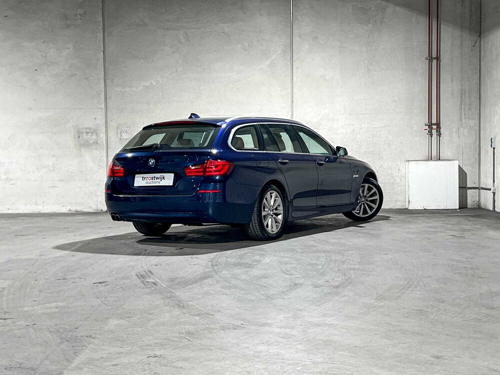 BMW Touring 528i High Executive 5-serie 258pk 2011, 91-RFP-5