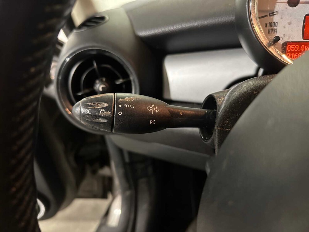 Mini 1.6 One Kite Weiß 75PS 2012, 08-ZKJ-6