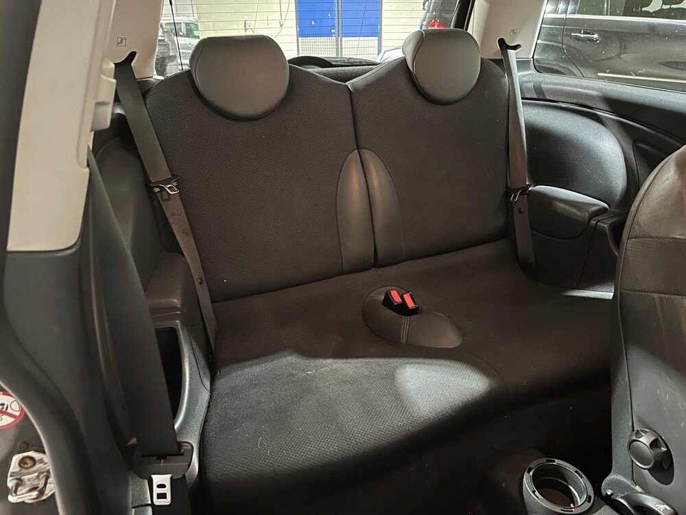 Mini 1.6 Cooper RC31 116PS 2004, ZB-260-B