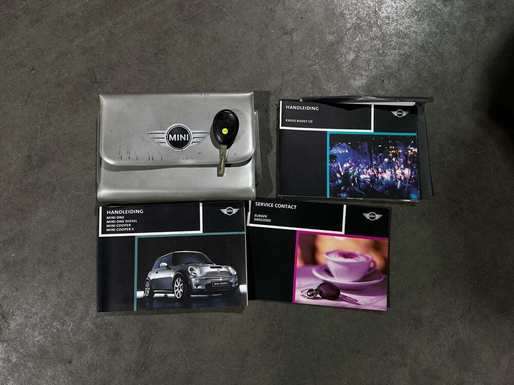 Mini 1.6 Cooper Pepper 116pk 2003, 68-LV-NN 