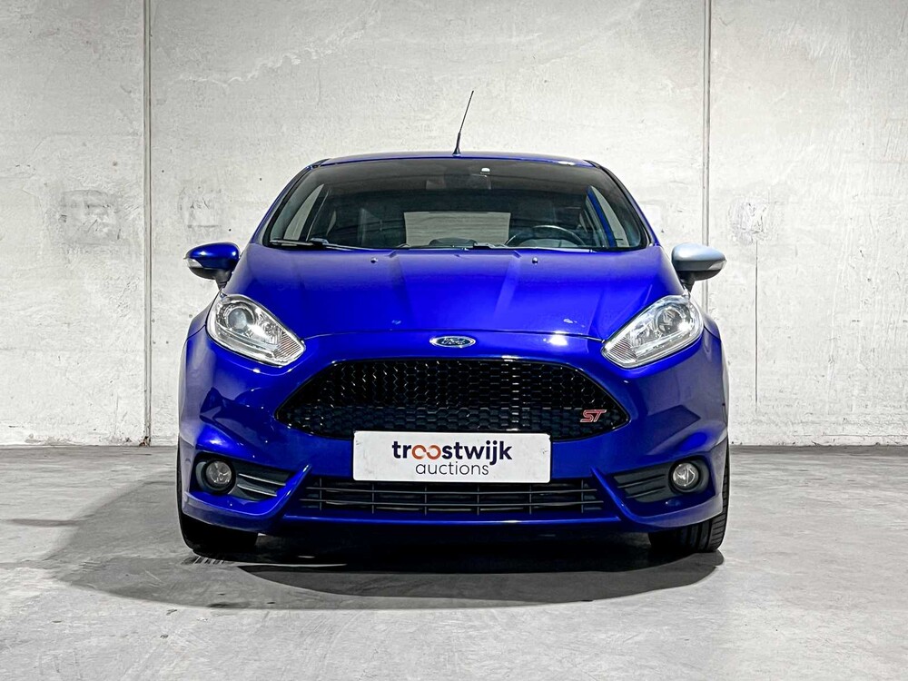 Ford Fiesta ST2 1.6 182PS 2015, NJ-415-B