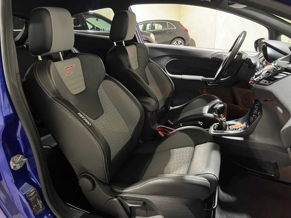 Ford Fiesta ST2 1.6 182PS 2015, NJ-415-B