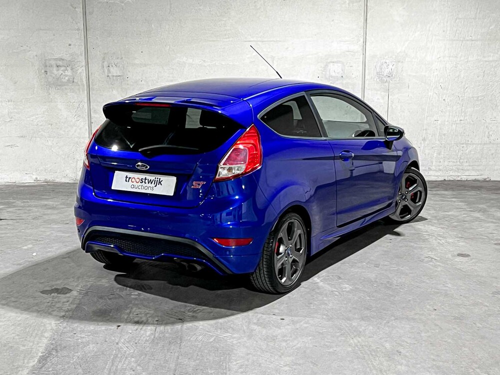 Ford Fiesta ST2 1.6 182PS 2015, NJ-415-B