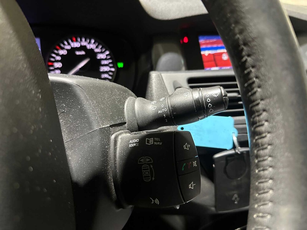 Renault Laguna Estate 2.0 Dynamique 140pk 2010, 36-NKG-6