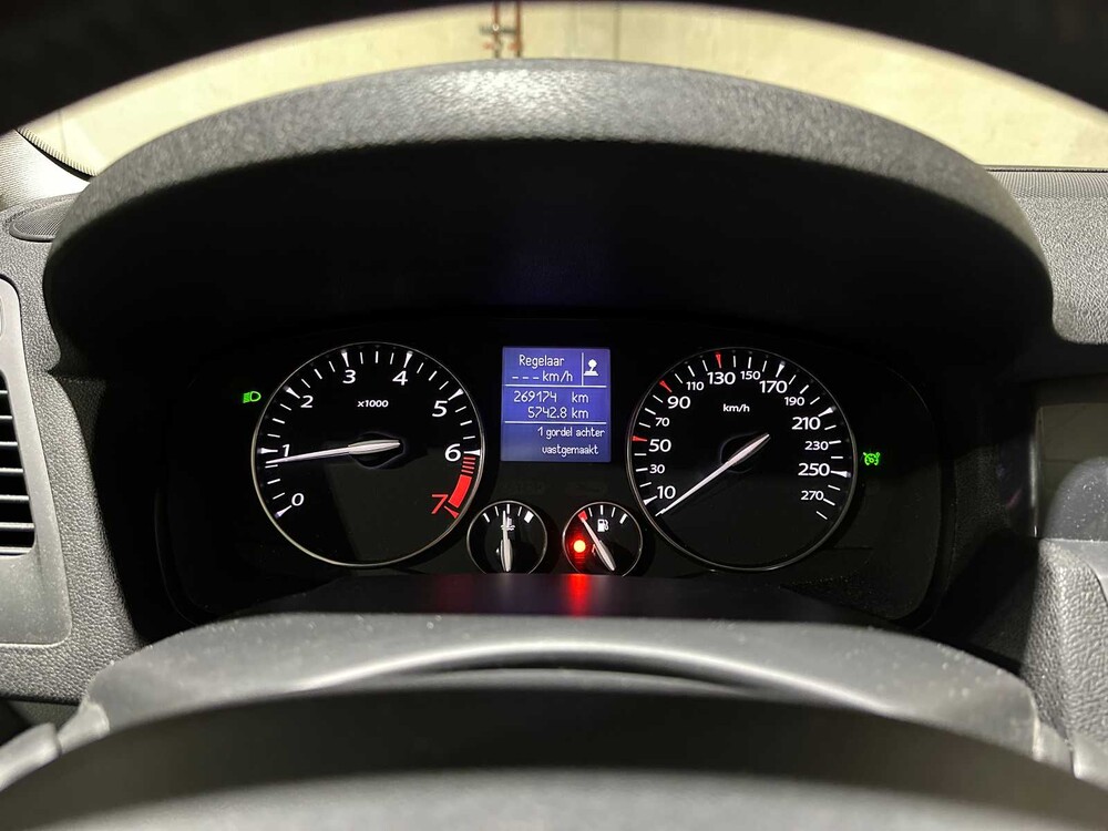 Renault Laguna Estate 2.0 Dynamique 140pk 2010, 36-NKG-6