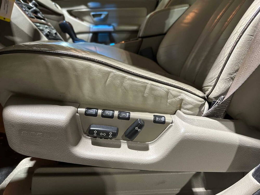 Volvo XC90 2.9 T6 Executive 272PS 2004, 10-PF-VL