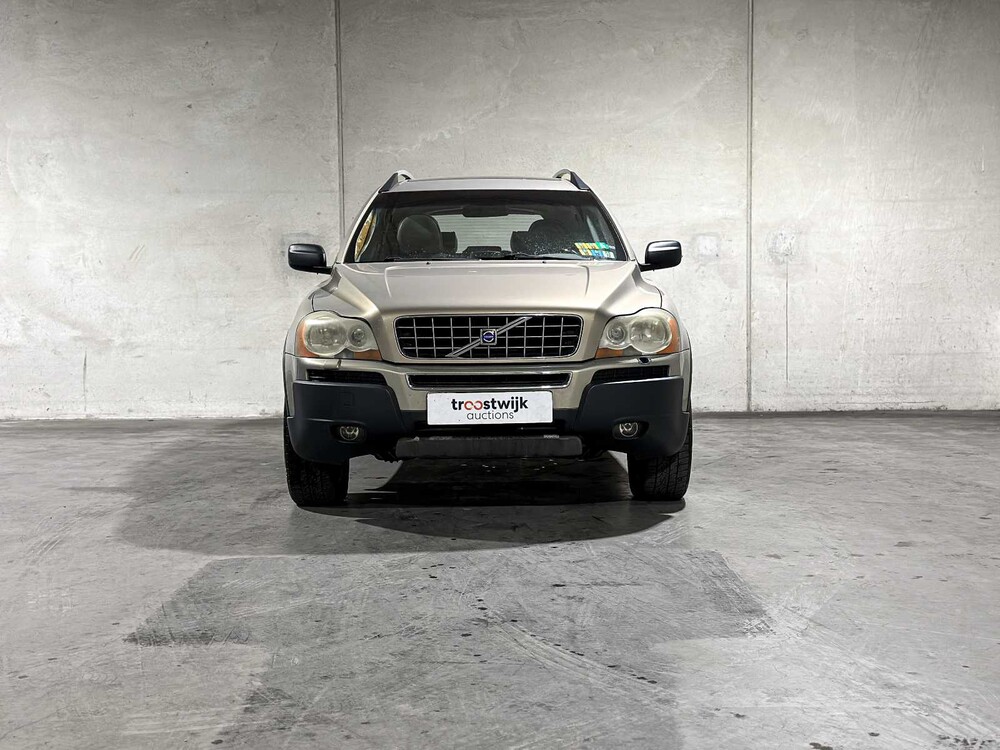 Volvo XC90 2.9 T6 Executive 272PS 2004, 10-PF-VL