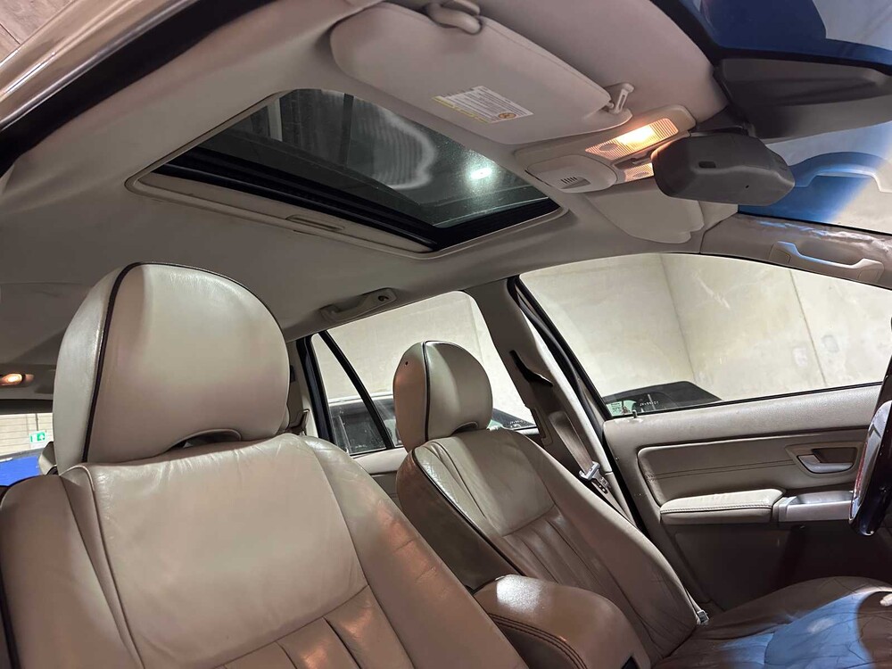 Volvo XC90 2.9 T6 Executive 272PS 2004, 10-PF-VL