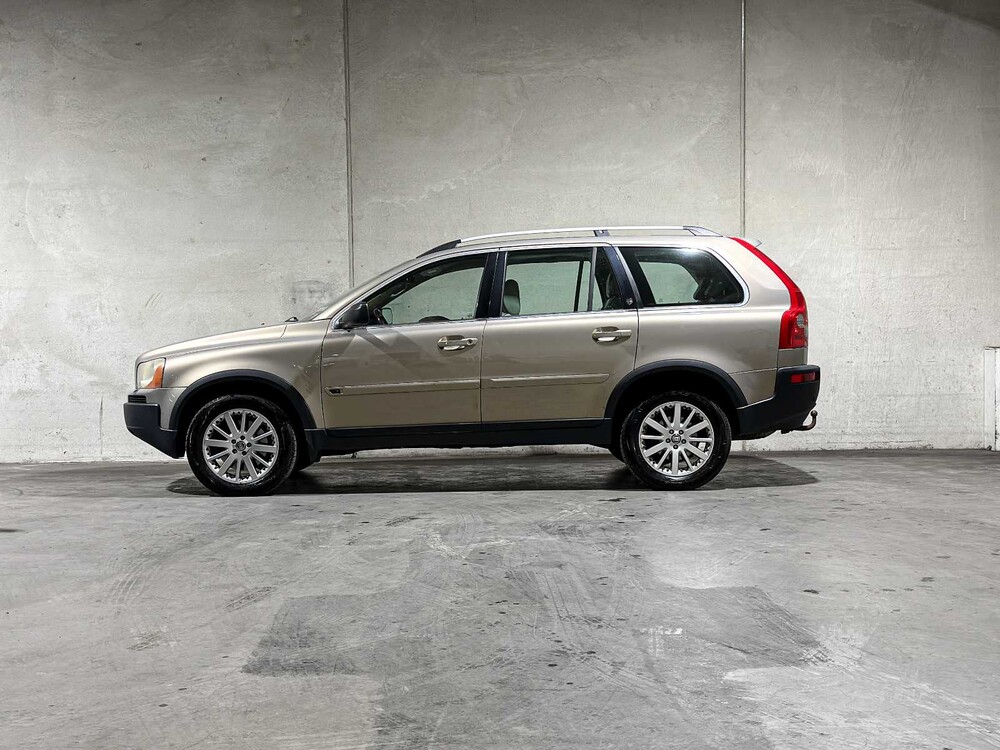 Volvo XC90 2.9 T6 Executive 272PS 2004, 10-PF-VL