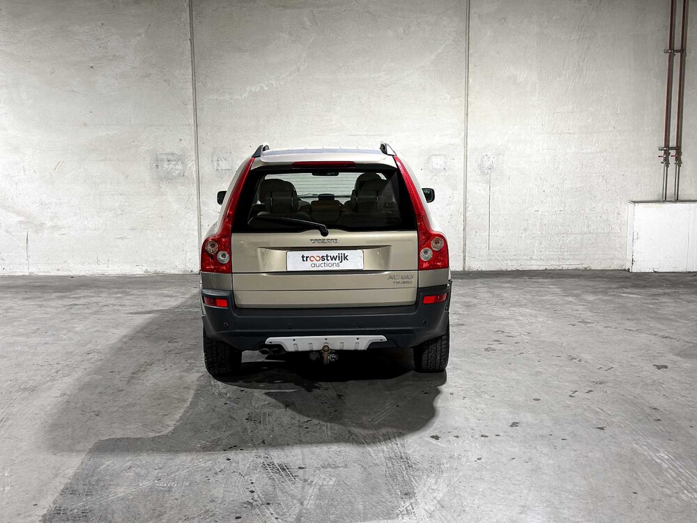 Volvo XC90 2.9 T6 Executive 272PS 2004, 10-PF-VL
