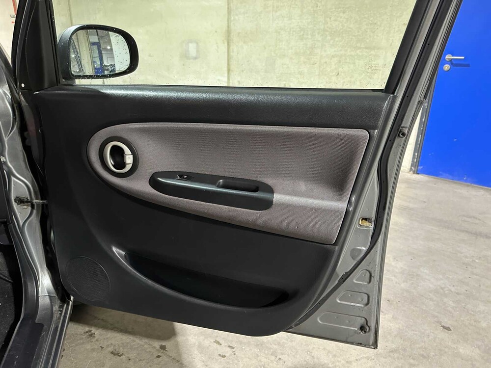 Daihatsu Trevis 1.0 58PS 2006, 50-TP-GF