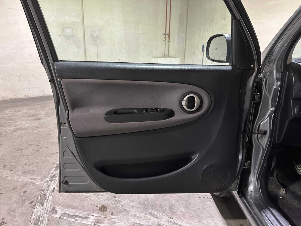 Daihatsu Trevis 1.0 58PS 2006, 50-TP-GF