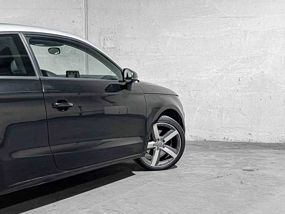 Audi A1 1.4 TFSI 119g. Attraction Pro Line Business 122PS 2010, 25-NRD-8