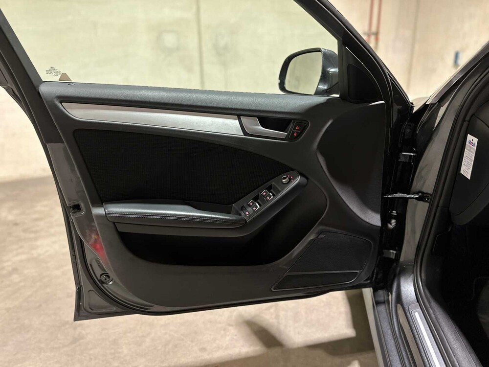 Audi A4 Avant 1.8 TFSI S Edition 120hp 2013, 26-ZRP-1