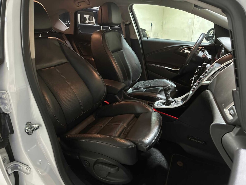 Opel Astra 1.4 Turbo Sport 140PS 2012, 49-XNS-9