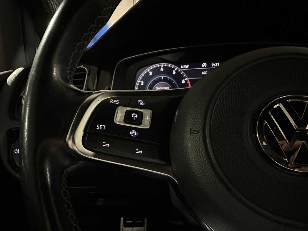 Volkswagen Golf 1.5 TSI Highline Business R 150pk 2019, ZD-532-L