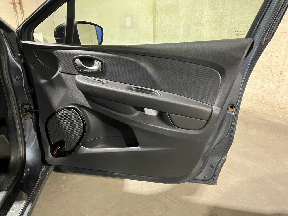 Renault Clio Kombi 0.9 TCe Limited 90PS 2019, ZL-654-K