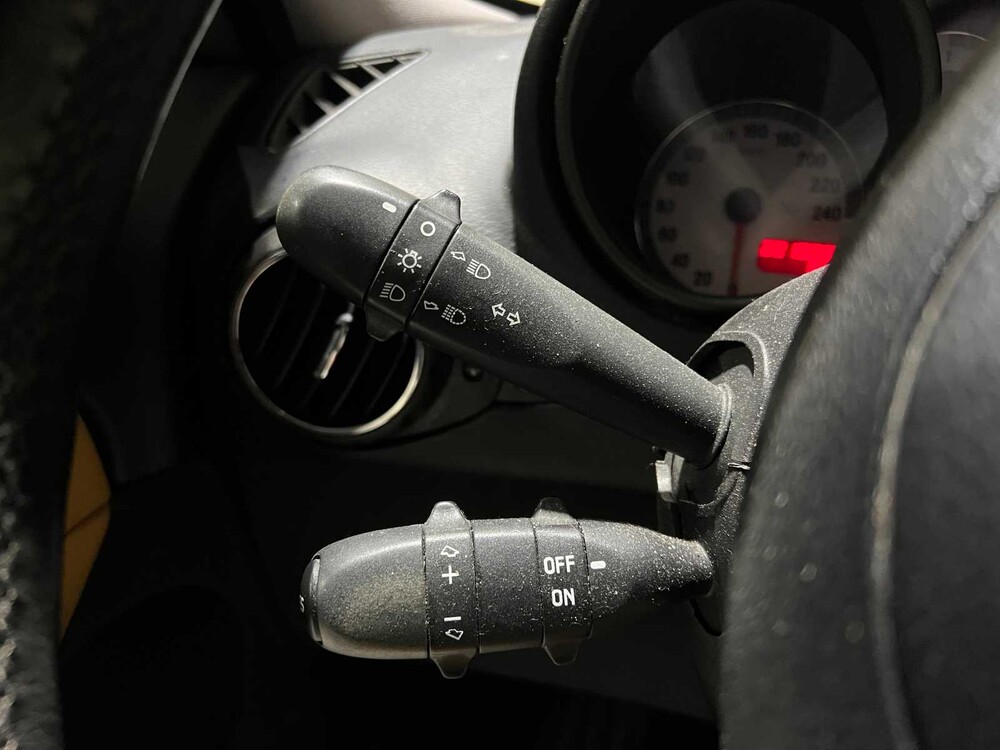 Alfa Romeo GT 2.0 JTS Distinctive 166PS 2004, 75-PF-HP