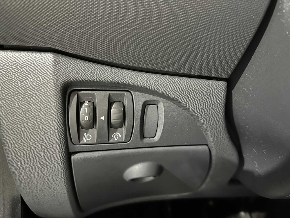 Renault Twingo 1.2 16V Parisienne 75PS 2014, 8-TJK-92