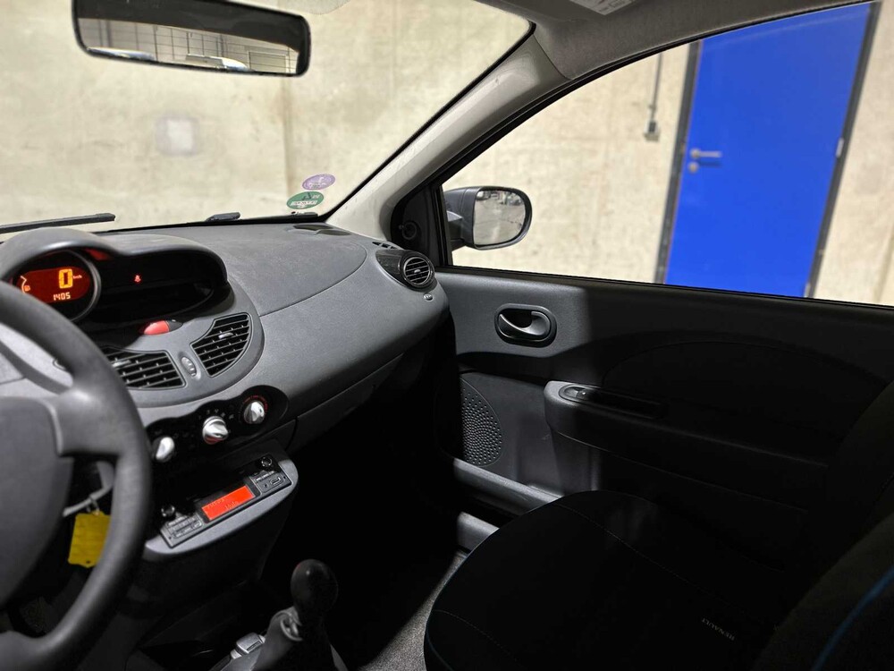 Renault Twingo 1.2 16V Parisienne 75PS 2014, 8-TJK-92