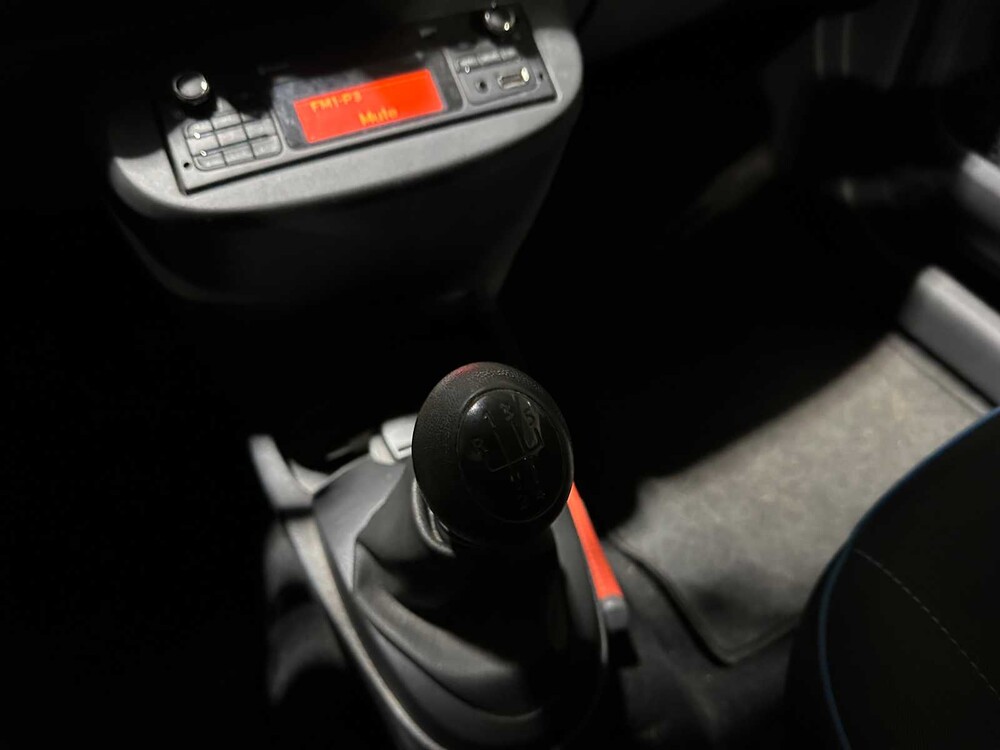 Renault Twingo 1.2 16V Parisienne 75PS 2014, 8-TJK-92