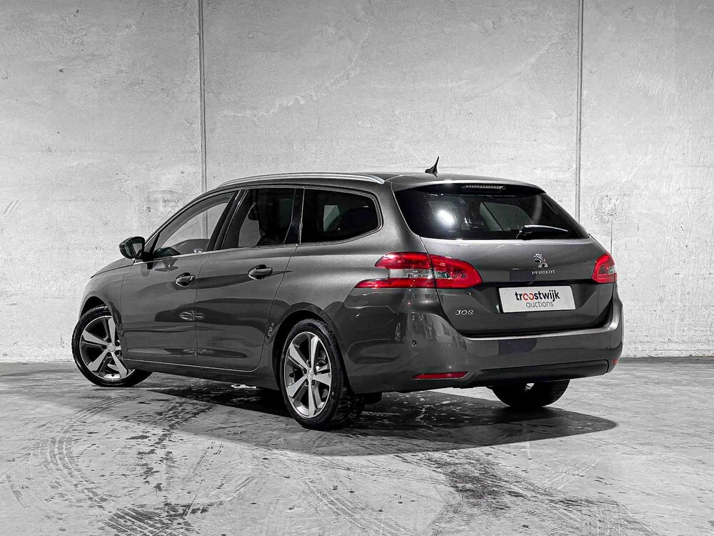 Peugeot 308 SW 1.2 e-THP Première 131hp 2014, 8-TZN-61