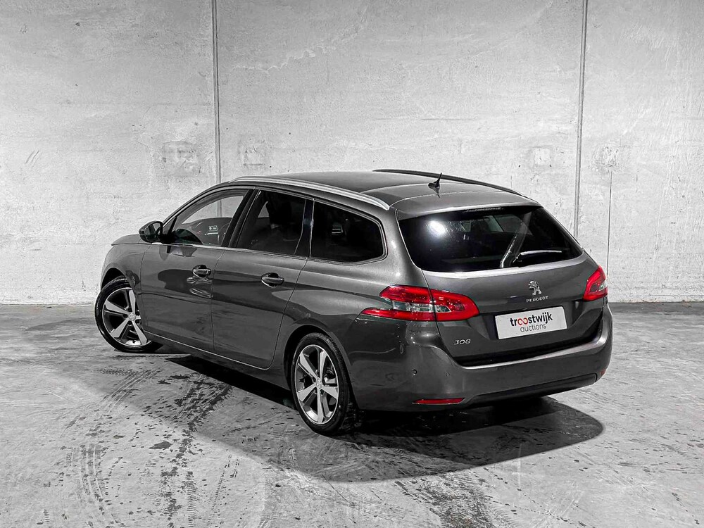 Peugeot 308 SW 1.2 e-THP Première 131hp 2014, 8-TZN-61