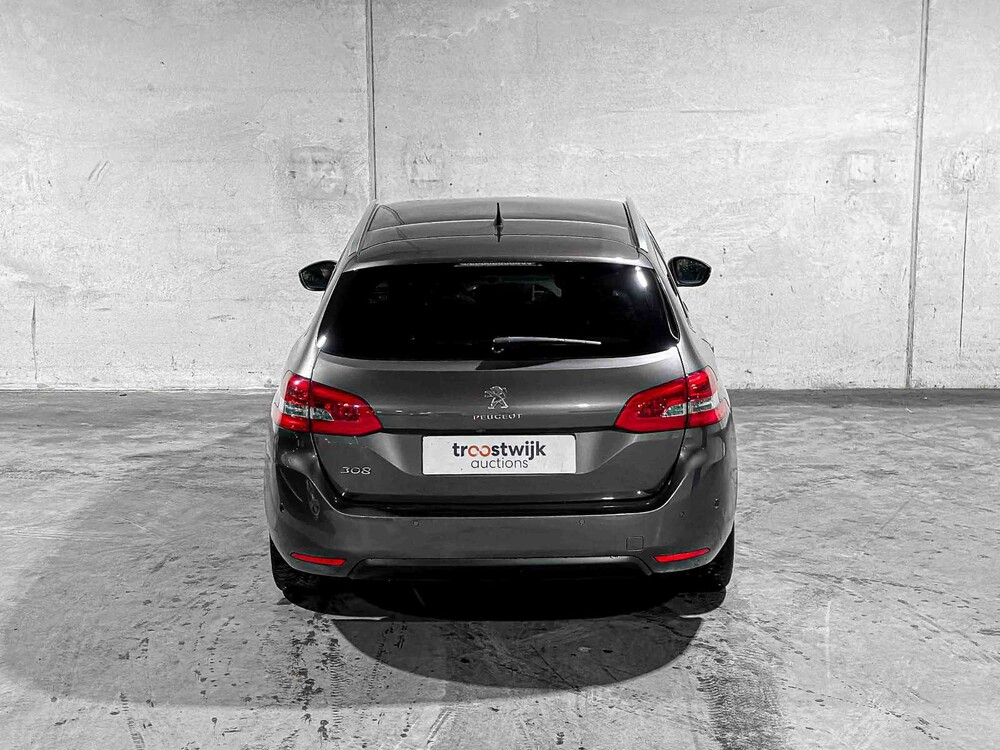 Peugeot 308 SW 1.2 e-THP Première 131hp 2014, 8-TZN-61