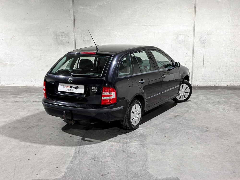 Skoda Fabia Kombi 1.4-16V Ambiente 75PS 2005, 83-PZ-VN