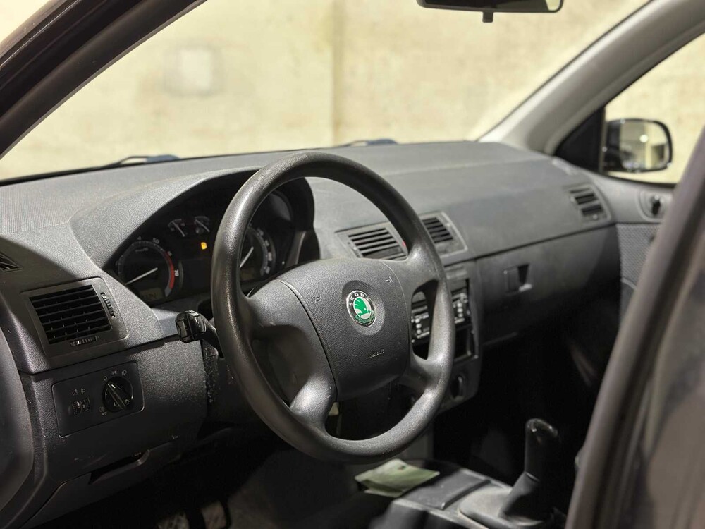 Skoda Fabia Kombi 1.4-16V Ambiente 75PS 2005, 83-PZ-VN