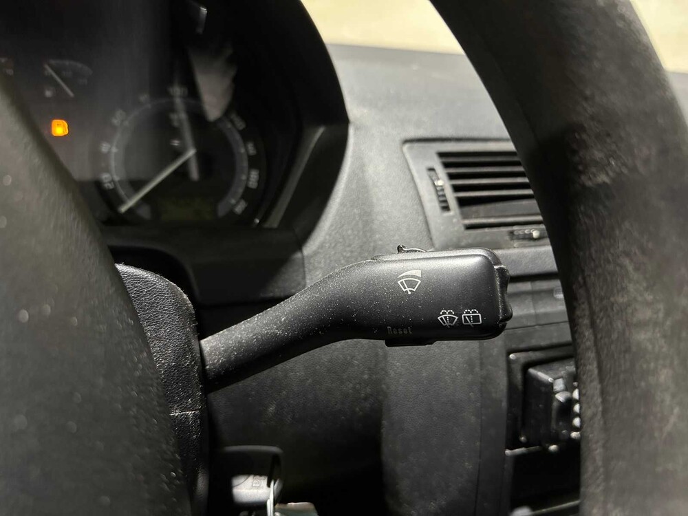 Skoda Fabia Kombi 1.4-16V Ambiente 75PS 2005, 83-PZ-VN