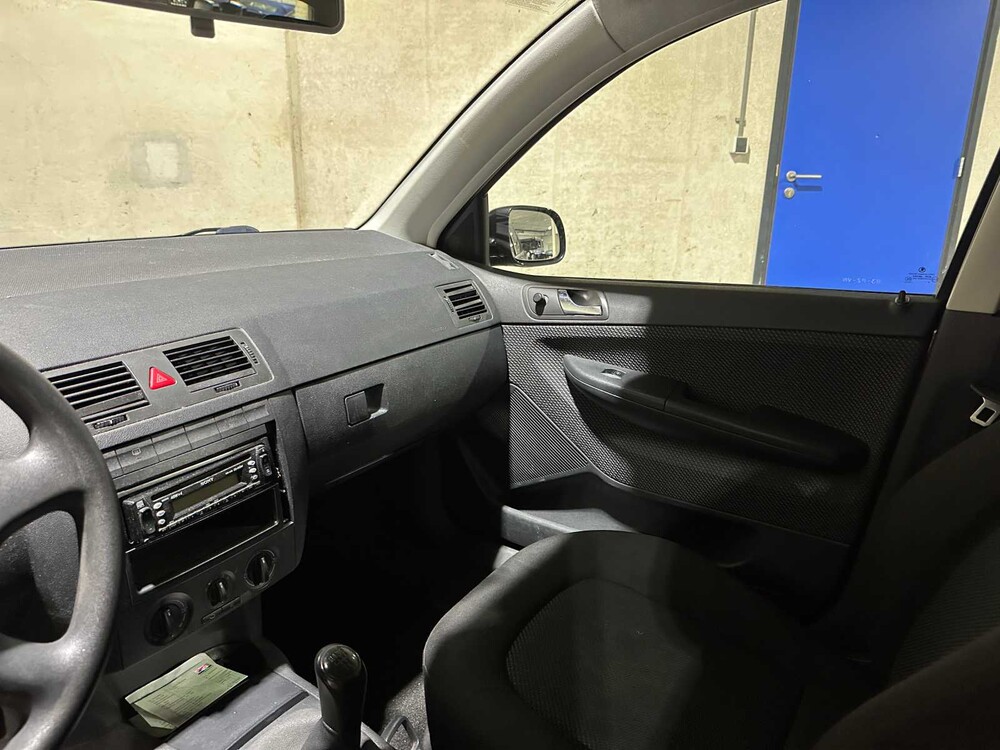 Skoda Fabia Kombi 1.4-16V Ambiente 75PS 2005, 83-PZ-VN