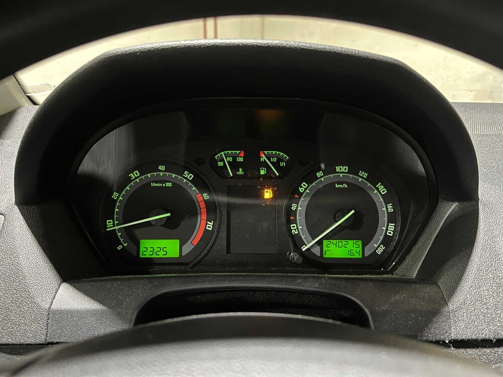 Skoda Fabia Kombi 1.4-16V Ambiente 75PS 2005, 83-PZ-VN