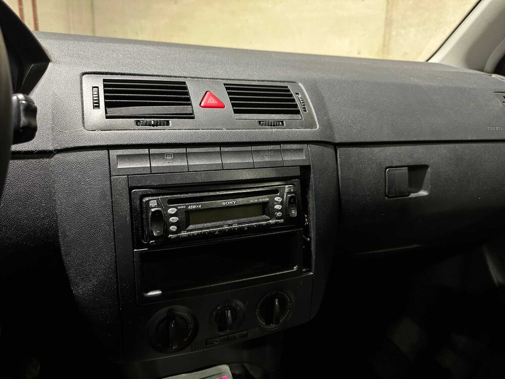 Skoda Fabia Kombi 1.4-16V Ambiente 75PS 2005, 83-PZ-VN