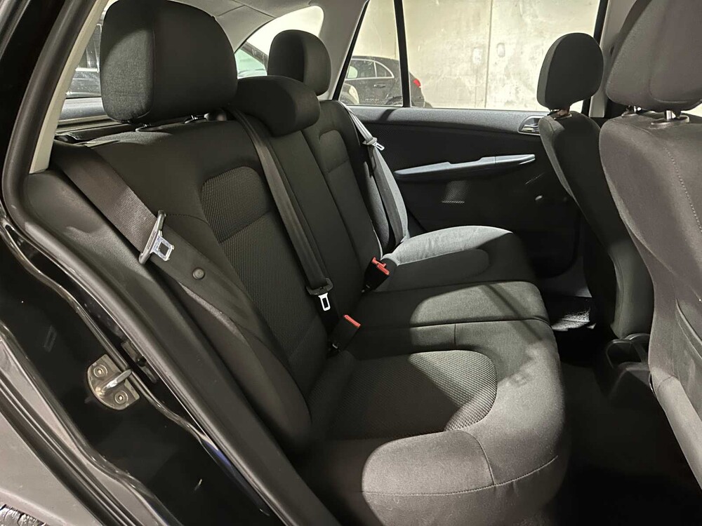 Skoda Fabia Kombi 1.4-16V Ambiente 75PS 2005, 83-PZ-VN