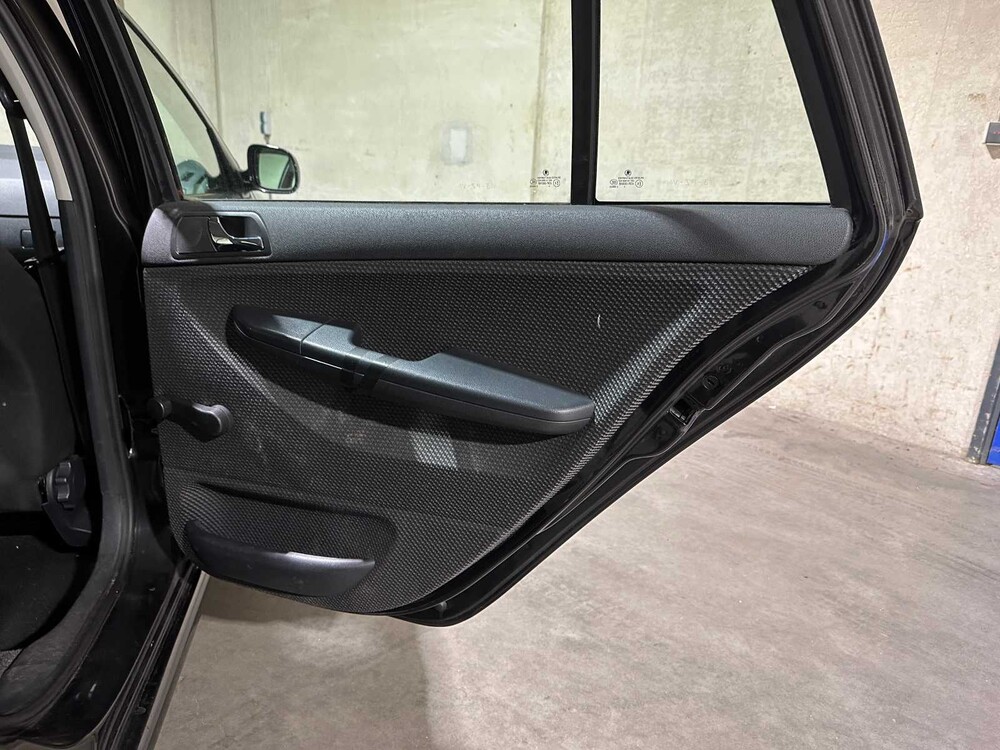 Skoda Fabia Kombi 1.4-16V Ambiente 75PS 2005, 83-PZ-VN