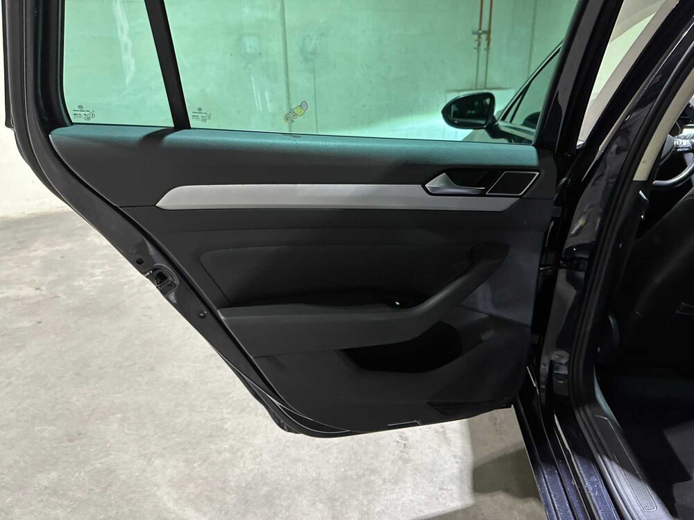 Volkswagen Passat Variant 1.4 TSI ACT Comfortl 150hp 2014, 7-ZHR-01