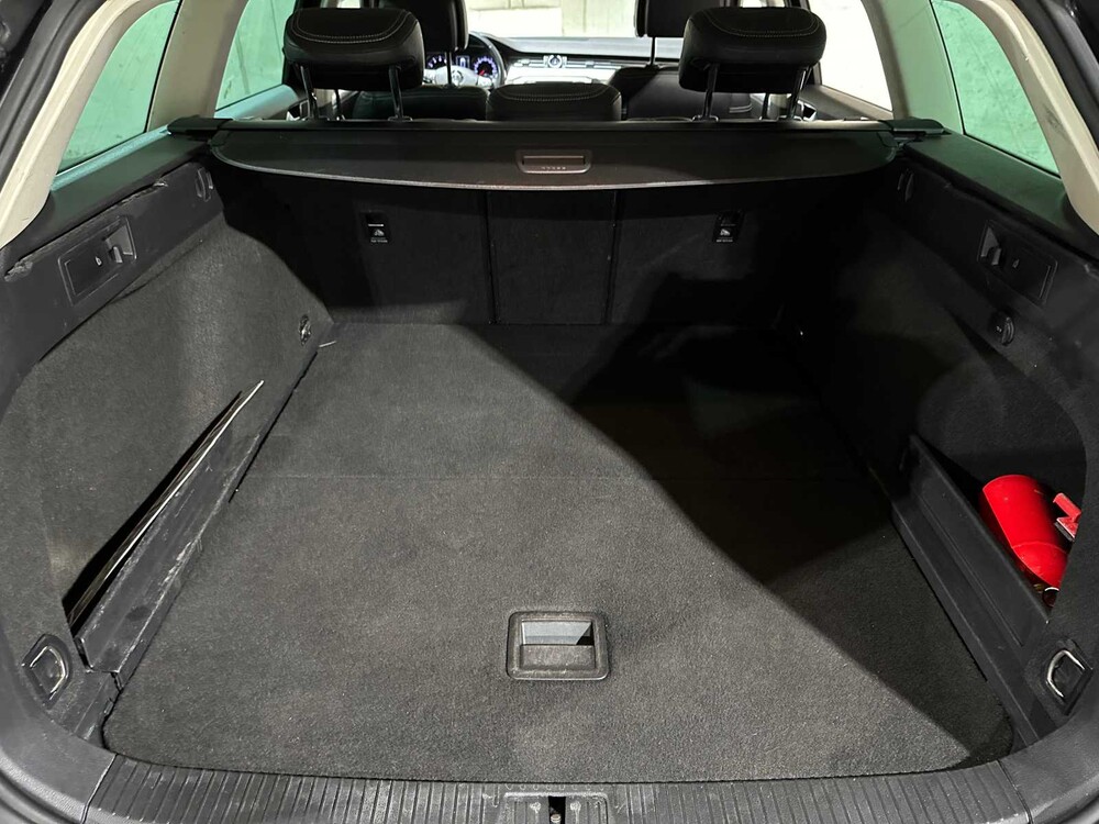 Volkswagen Passat Variant 1.4 TSI ACT Comfortl 150hp 2014, 7-ZHR-01