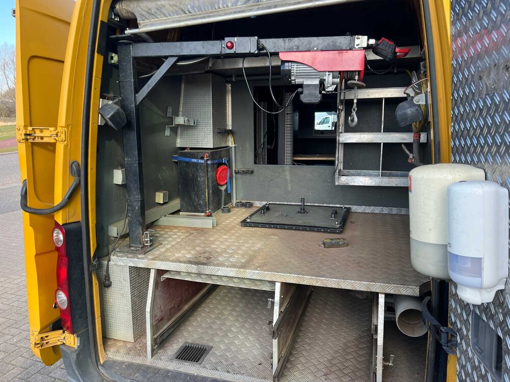 Volkswagen Crafter 50 BESTELLUNG L3 H2 2.5 TDI 163PS 2008 Nutzfahrzeug, 80-BBB-2