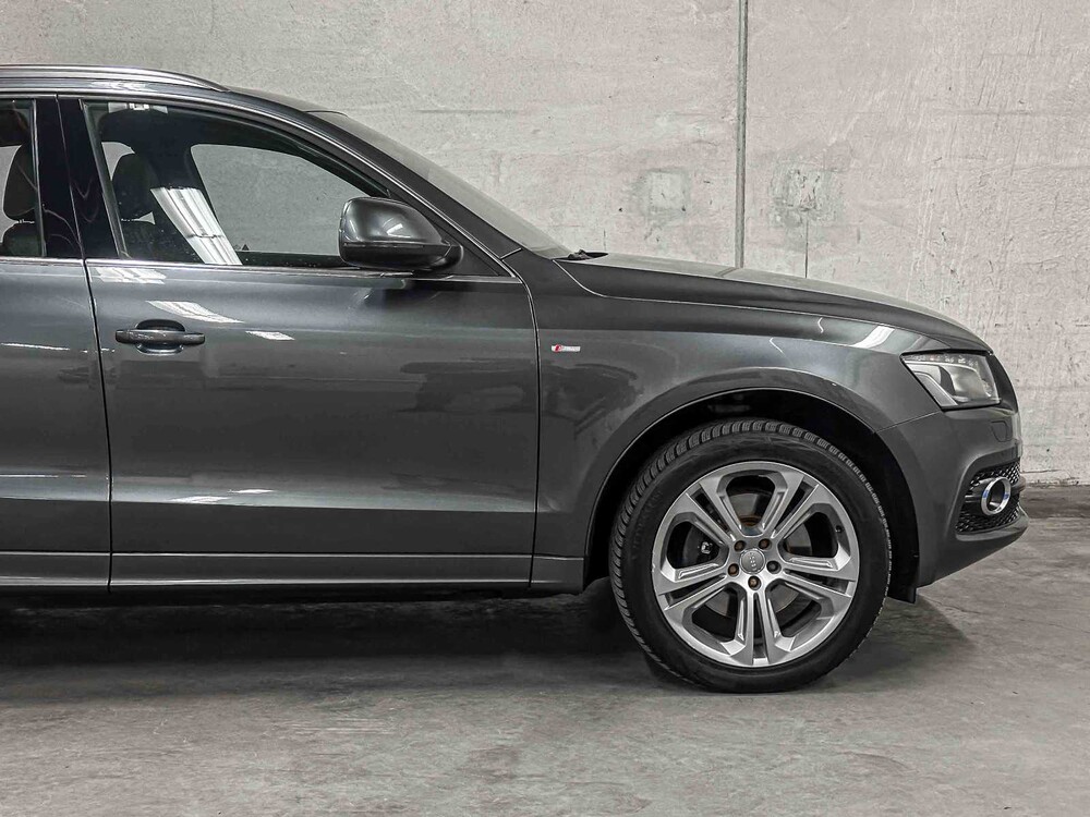 Audi Q5 3.2 FSI V6 Quattro S-line 271PS 2011, 52-XXH-7