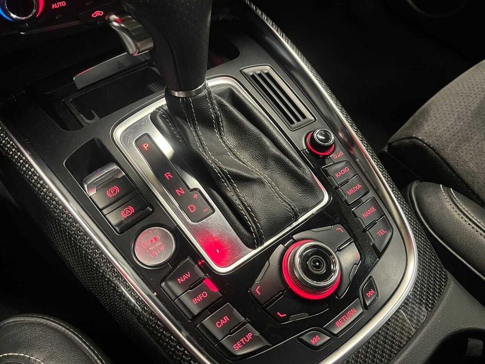 Audi Q5 3.2 FSI V6 Quattro S-line 271PS 2011, 52-XXH-7