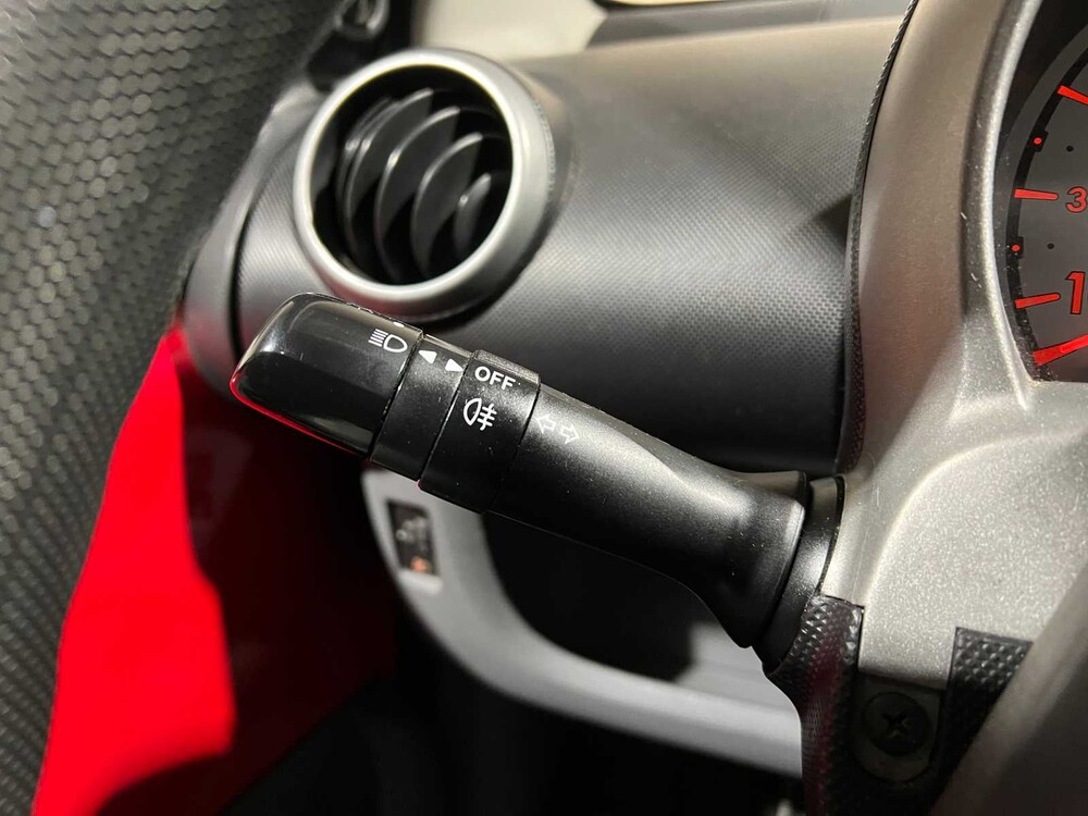 Toyota Aygo 1.0-12V 68hp 2006, 69-SV-DF